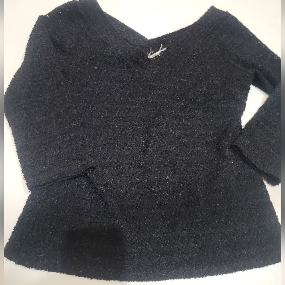 Black 3/4 inch shirt black top boucile size 6
